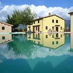 Villaggio Agroturismo *