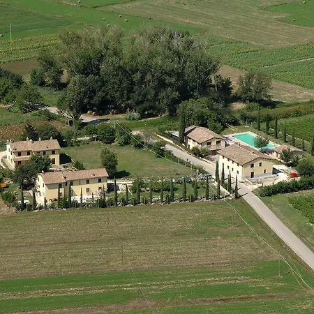 Villaggio * モンテファルコ